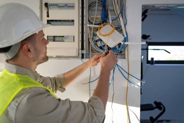 Best Residential Electrician Services  in Alsip, IL